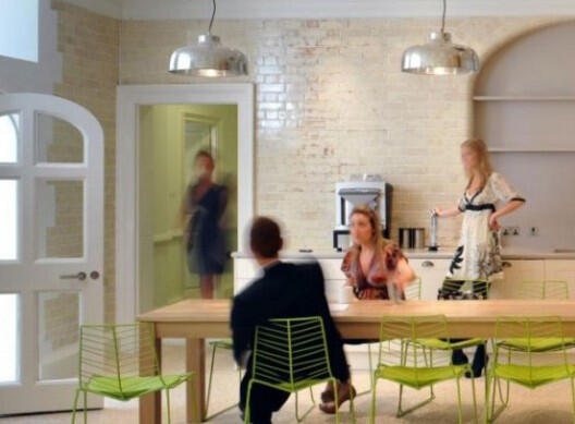 Social network platform and mobile booking app design for co-working provider The Office Group